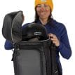 topplocket på en Osprey Mountain Bound Boot Pack väska för pjäxor (unisex)