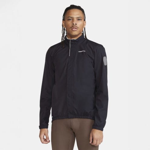 Craft Core Endur Hydro Jacket 2 träningsjacka (herr) på en modll