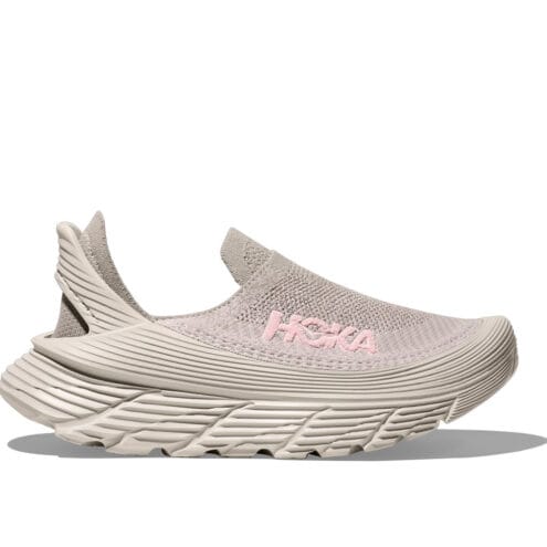 Hoka Restore TC sneakers (unisex) i färgen Stucco/Putty