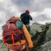 baksida av Helly Hansen Circuit Backpack Recco ryggsäck (dam) på en modell