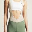 en modell bär Craft Endur Bib Shorts C4 cykelshorts (dam)