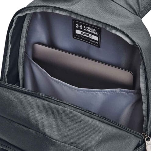 insida av Under Armour Hustle Lite vardagsryggsäck (unisex)