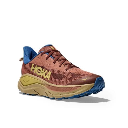 Hoka Challenger 8 Wide löparskor (herr)snett framifrån