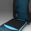 ett öppet huvudfack på 2XU Transition Backpack ryggsäck (unisex)