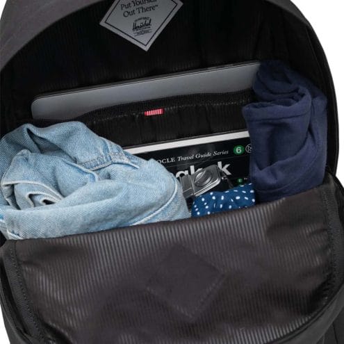 topplock öppet på Herschel Heritage 24 L vardagsryggsäck (unisex)